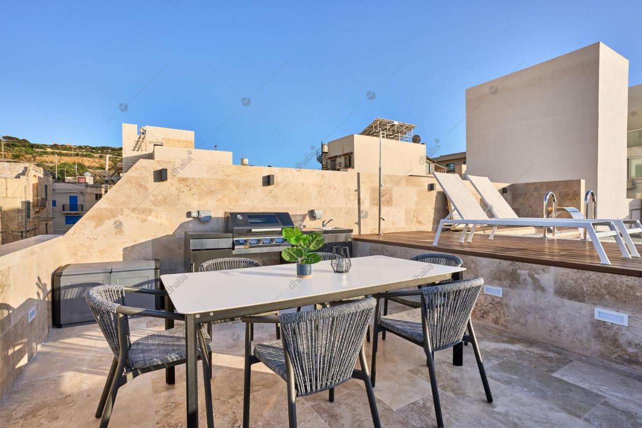 Luxury House With Pool-hosted By Sweetstay